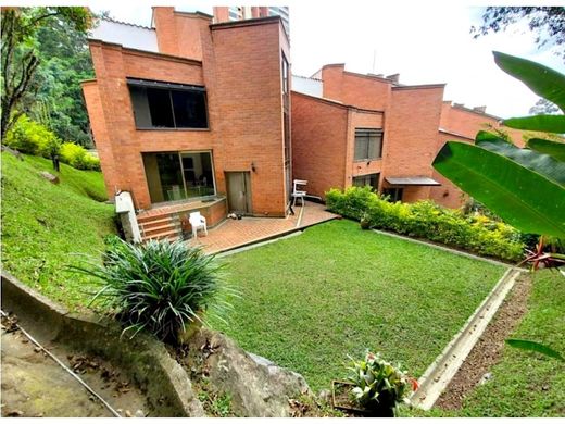 Элитный дом, Медельин, Medellín