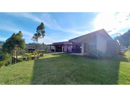 Köy evi Retiro, Departamento de Antioquia