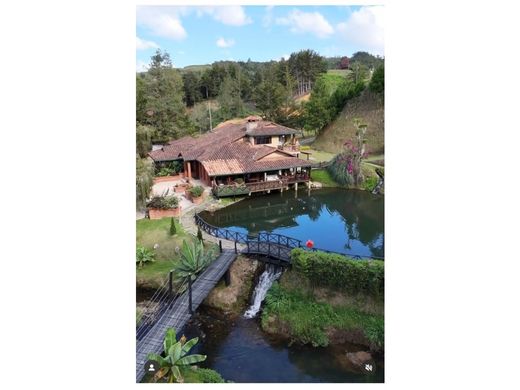 Hotel en Guarne, Departamento de Antioquia