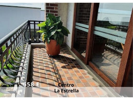 Casa di lusso a La Estrella, Departamento de Antioquia