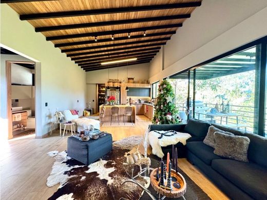 Country House in Retiro, Departamento de Antioquia