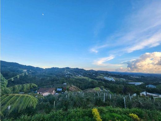 أرض ﻓﻲ Envigado, Departamento de Antioquia