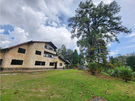 Quinta rústica - Guarne, Departamento de Antioquia