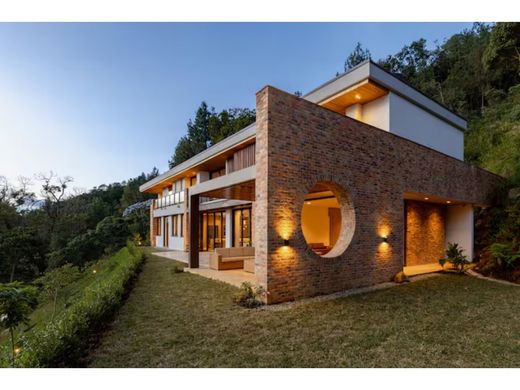 メデリン, Medellínの高級住宅