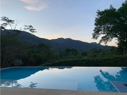 Casa de campo - Villeta, Departamento de Cundinamarca