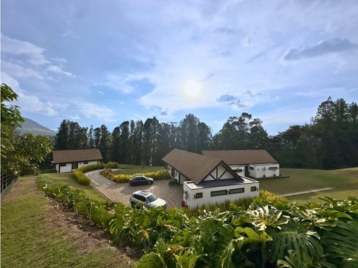 Gutshaus oder Landhaus in La Ceja, Departamento de Antioquia