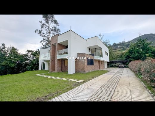 郊区住宅  Envigado, Departamento de Antioquia