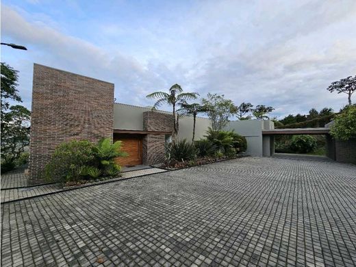 Πολυτελή κατοικία σε Μεδεγίν, Medellín