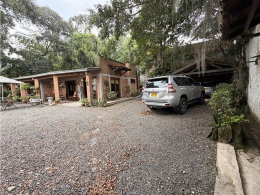 Country House in La Estrella, Departamento de Antioquia