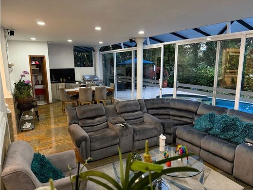 منزل ﻓﻲ ميديلين, Medellín