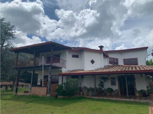 전원/농가 / Guarne, Departamento de Antioquia