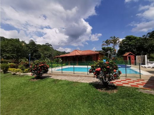 Quinta rústica - Villeta, Departamento de Cundinamarca