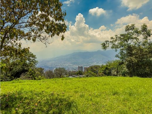 Grundstück in Medellín, Departamento de Antioquia