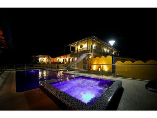 Hotel en Pereira, Departamento de Risaralda