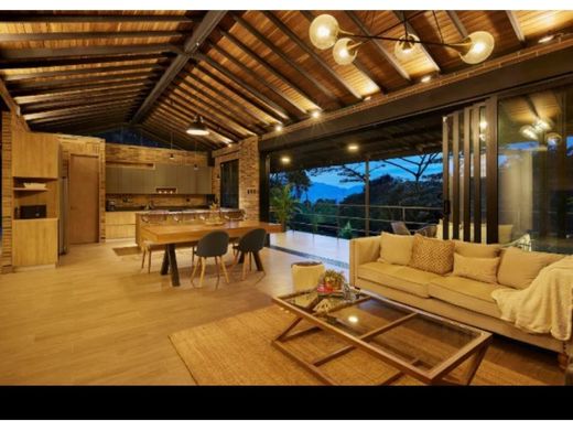 Luxe woning in Medellín, Departamento de Antioquia