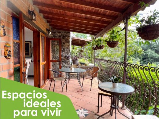 Casa de lujo en Envigado, Departamento de Antioquia