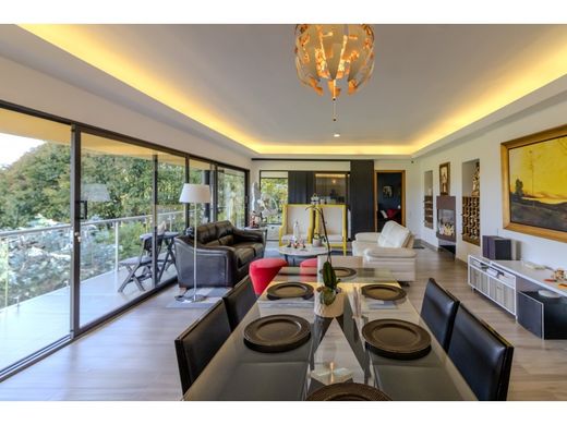 컨트리하우스 / Envigado, Departamento de Antioquia