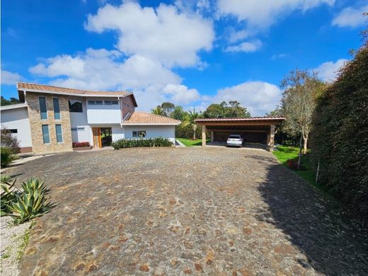 Landsitz in Santa Helena, Medellín