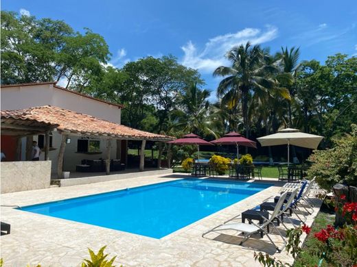 Ρουστίκ ή αγροικία σε Santa Fe de Antioquia, Santafé de Antioquia