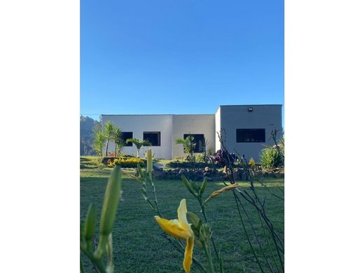 Casa de luxo - Guarne, Departamento de Antioquia