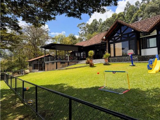 Country House in Yumbo, Departamento del Valle del Cauca
