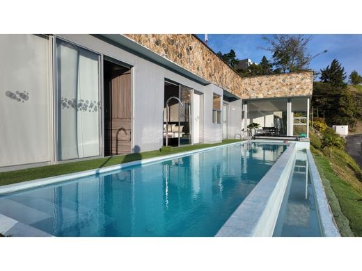 منزل ﻓﻲ Bello, Departamento de Antioquia