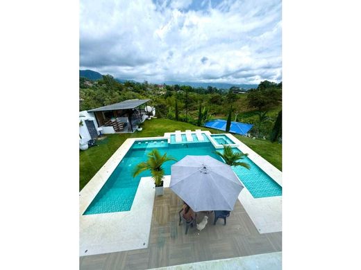 Casale a Cali, Departamento del Valle del Cauca