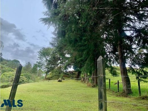 منزل ريفي ﻓﻲ Retiro, Departamento de Antioquia