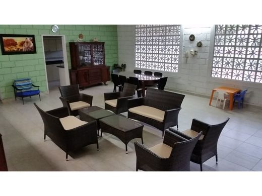 Casa de luxo - Melgar, Departamento de Tolima