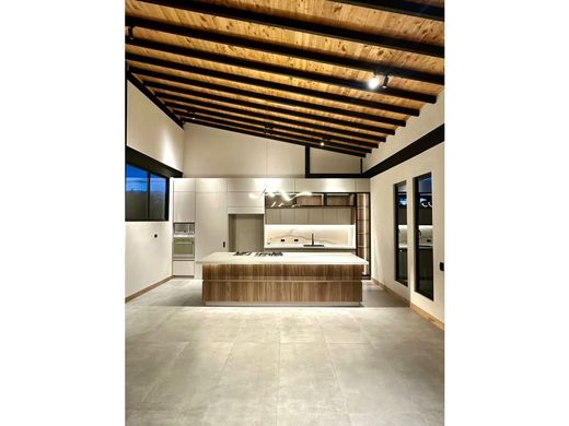 郊区住宅  Retiro, Departamento de Antioquia