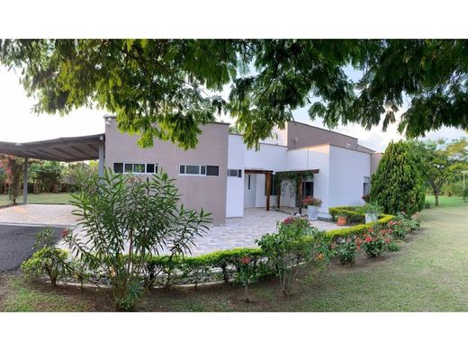 郊区住宅  Pereira, Departamento de Risaralda