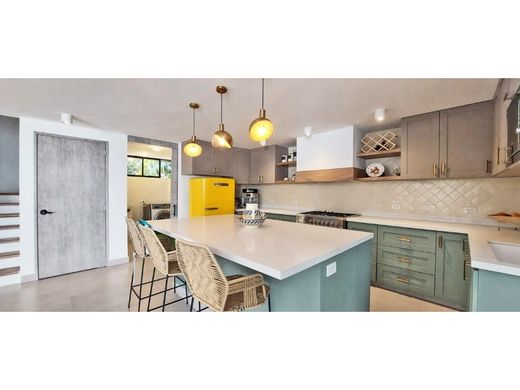 Luxury home in Medellín, Departamento de Antioquia