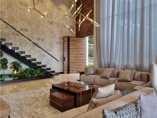 منزل ﻓﻲ ميديلين, Medellín