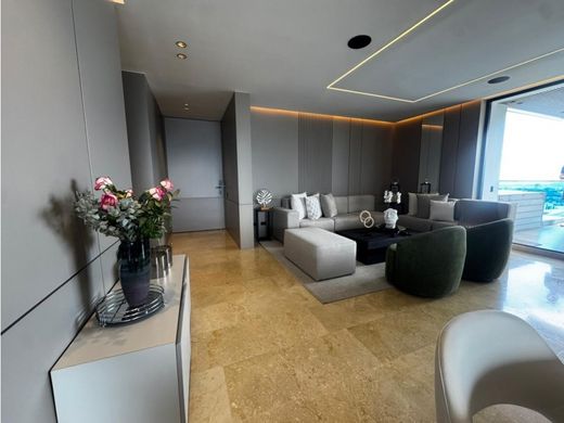 Apartment / Etagenwohnung in Pereira, Departamento de Risaralda