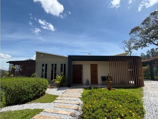 Luksusowy dom w La Ceja, Departamento de Antioquia