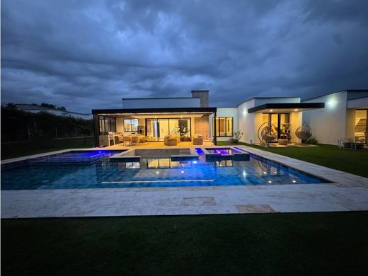 컨트리하우스 / Pereira, Departamento de Risaralda