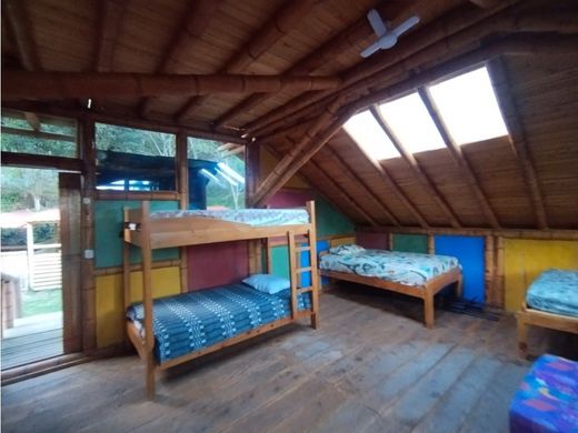 ‏בתים כפריים או חוות ב  Retiro, Departamento de Antioquia