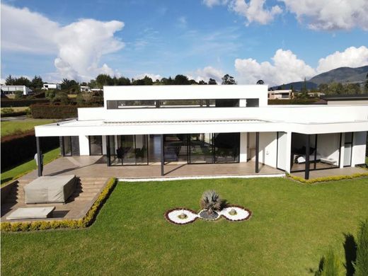 Casale a La Ceja, Departamento de Antioquia
