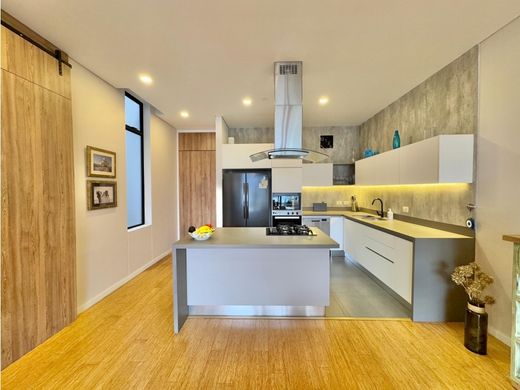 Piso / Apartamento en Envigado, Departamento de Antioquia