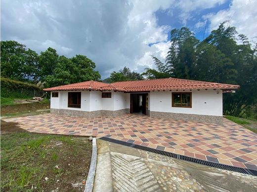 Ρουστίκ ή αγροικία σε Carmen de Viboral, El Carmen de Viboral