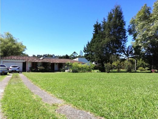 Luksusowy dom w Guarne, Departamento de Antioquia