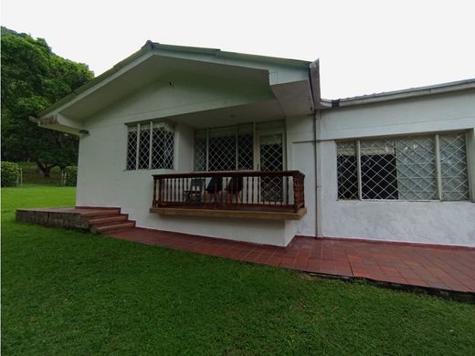 Casale a Villavicencio, Departamento del Meta
