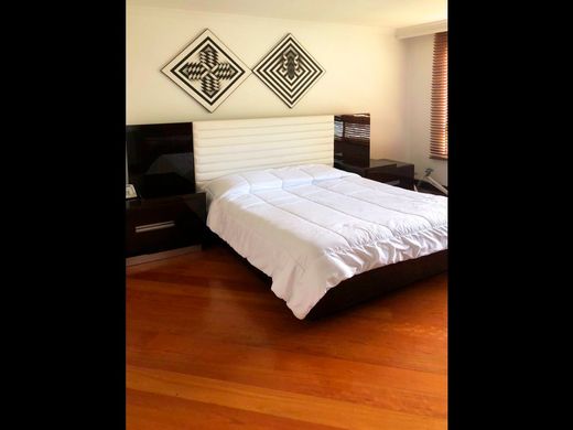 Apartment / Etagenwohnung in Medellín, Departamento de Antioquia