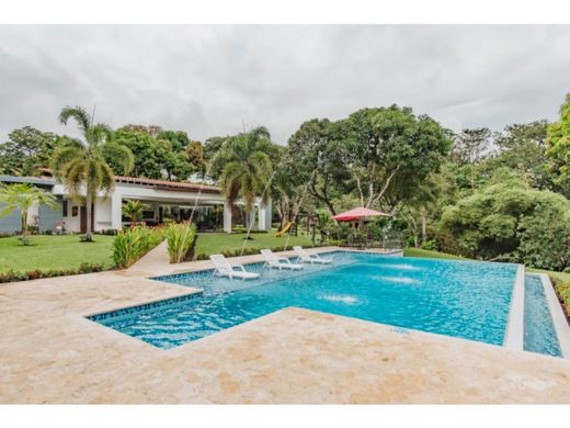 Farmhouse in San Jerónimo, Departamento de Antioquia