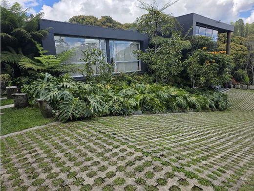 Country House in Retiro, Departamento de Antioquia
