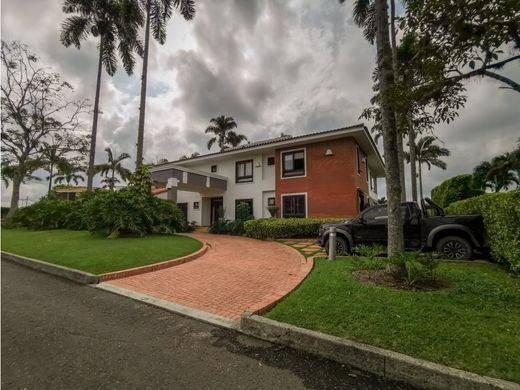 郊区住宅  Pereira, Departamento de Risaralda