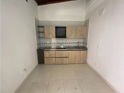 Piso / Apartamento en Bello, Departamento de Antioquia