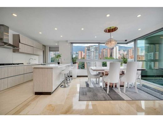 Piso / Apartamento en Medellín, Departamento de Antioquia