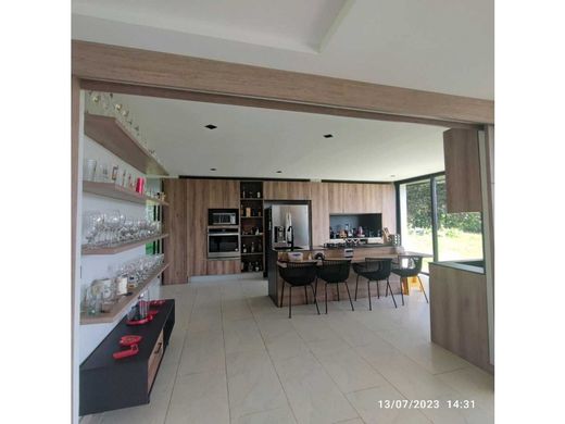 Загородный Дом, Envigado, Departamento de Antioquia