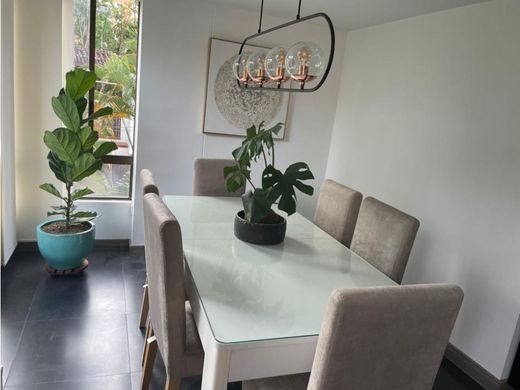 아파트 / 메데인, Medellín